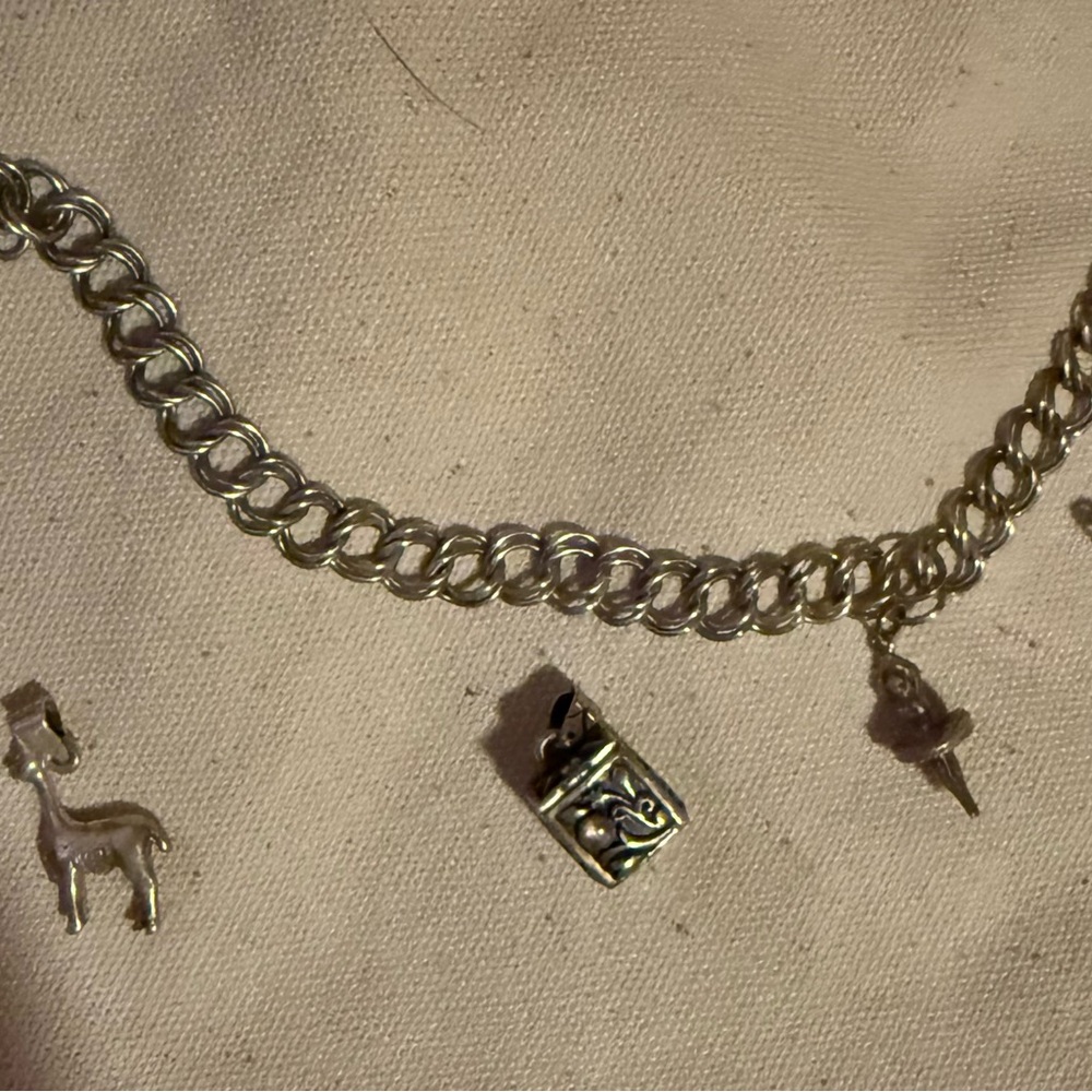 925 Sterling Silver Charm Bracelet w/ 4 Charms